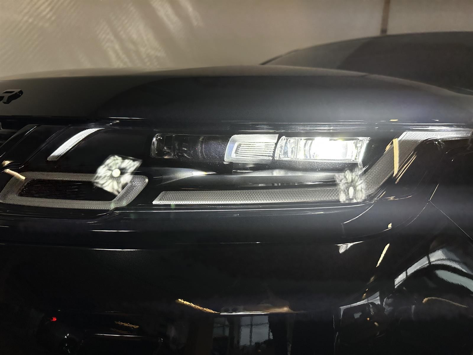 RANGE ROVER VELAR 2.0 P400E 404 R-DYNAMIC HSE