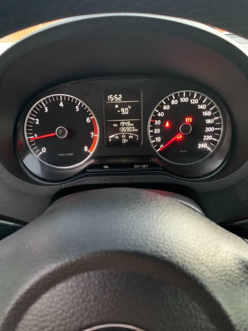 VOLKSWAGEN POLO V 1.2 TSI 90 BLUEMOTION TECHNOLOGY CONFORTLINE 5P