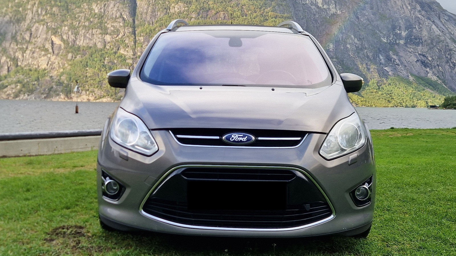 FORD GRAND C-MAX II 2.0 TDCI 140 TITANIUM 7PLACES